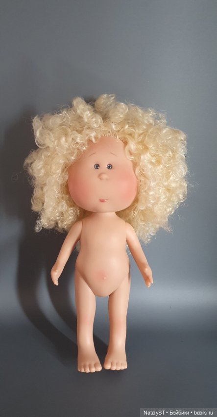 Кукла Миа в одежде — Игровые куклы