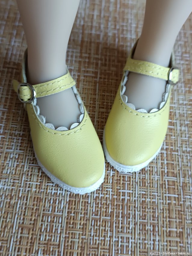 Туфельки для Руби Ред Ruby Red Fashion Friends (фото 4)