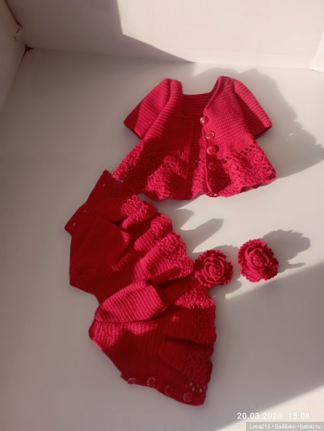 Для Готц одежда в разнобой (фото 4)