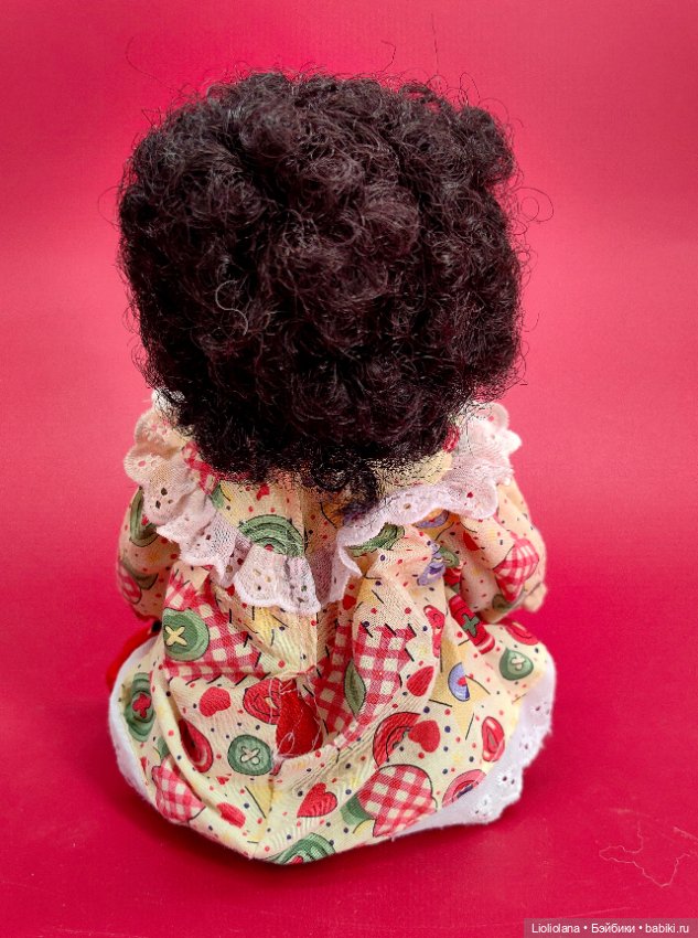 Кукла фарфоровая Малышка-африканка от Jeanne Singer OOAK (фото 3)