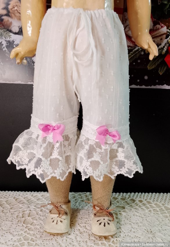 Комплект нижнего белья из панталончиков и рубашечки для антикварных кукол и реплик 54-60см роста (фото 3)