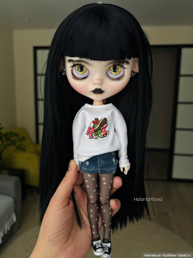 Кукла Блайз Кастом брюнетка