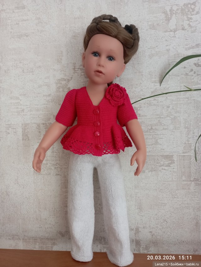 Для Готц одежда в разнобой (фото 5)