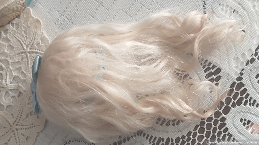 Парик для антикварной куклы