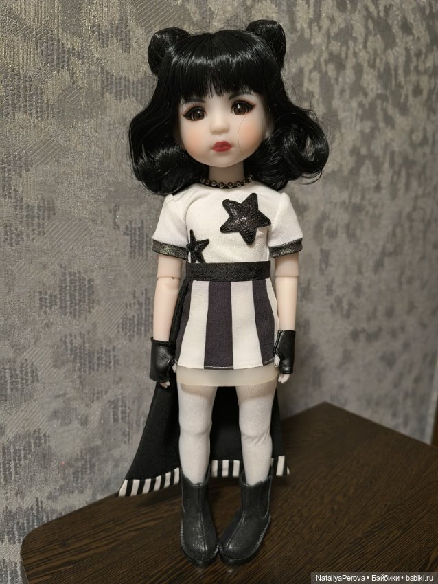 Продам Ники Ruby Red — Игровые куклы