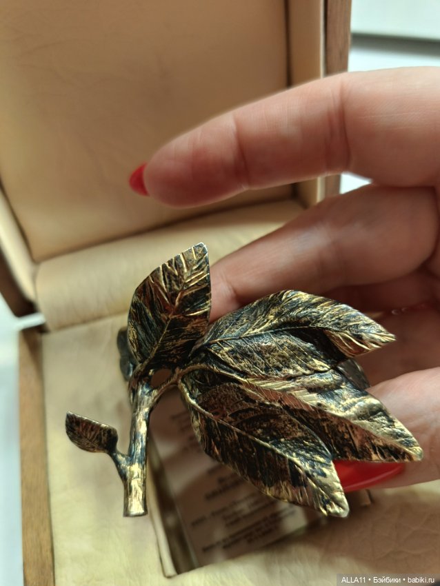 Серебряная Дарохранительница , удивительная и очень красивая (фото 7)