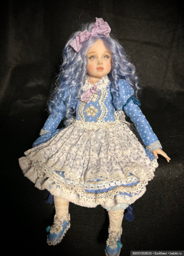 Девочка с голубыми волосами (фото 6)