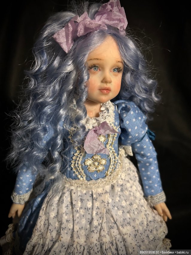 Девочка с голубыми волосами (фото 3)