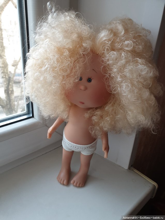 Булочка Мия (Mia) от Nines D'Onil