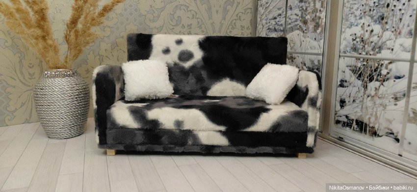 Меховой диван для кукол Paola Blythe integrity poppy mizi momoko barbie 1:6 (фото 2)