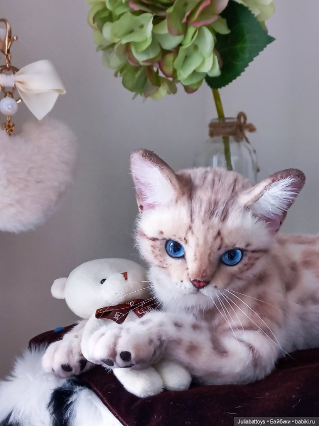Игрушка котик. Снежный бенгал (фото 7)