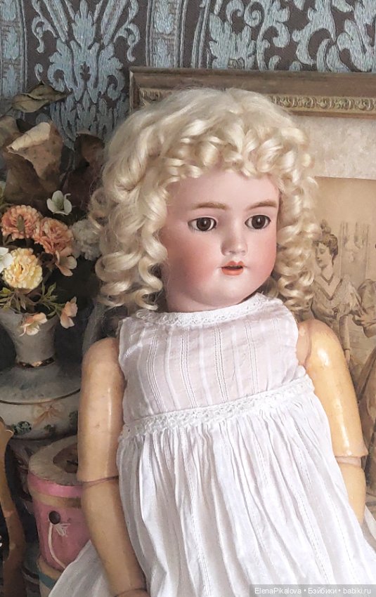 Парик для антикварной куклы