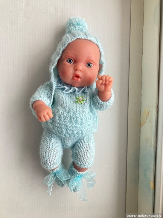 Вязанные костюмы для пупсов (фото 3)