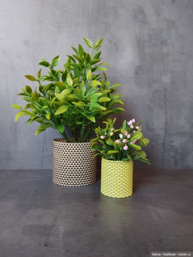 Комнатные растения в кашпо для кукольного интерьера