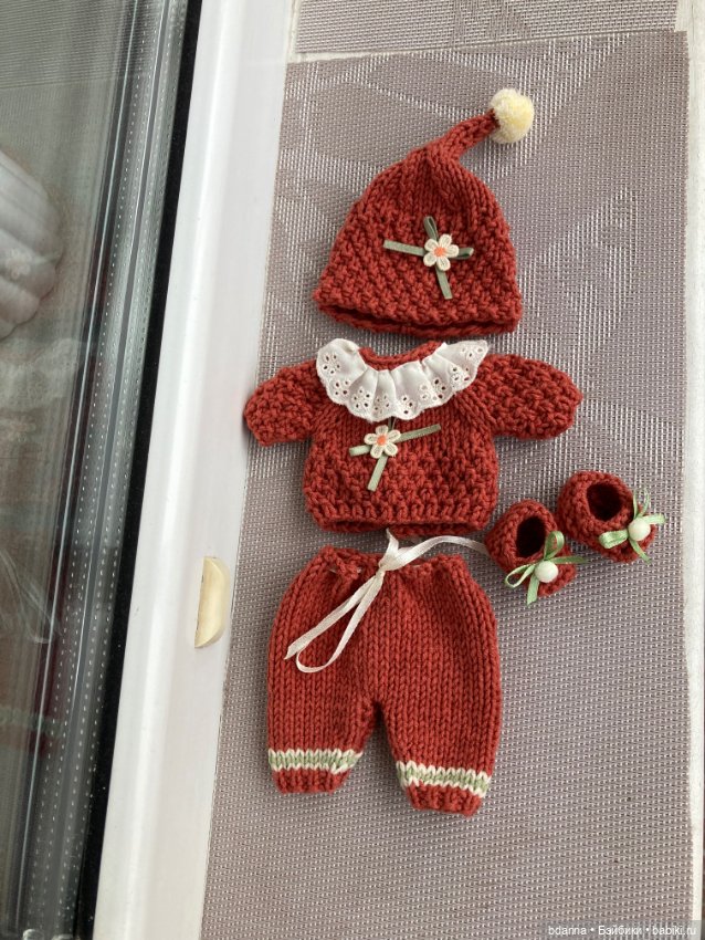 Вязанные костюмы для пупсов