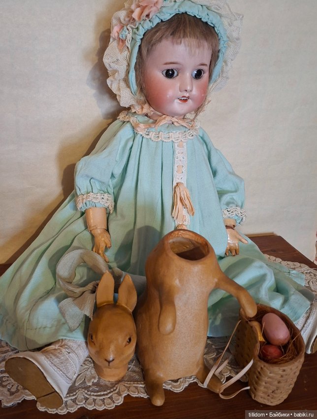 Зайчик -бонбоньерка с корзинкой в антикварном стиле (фото 5)