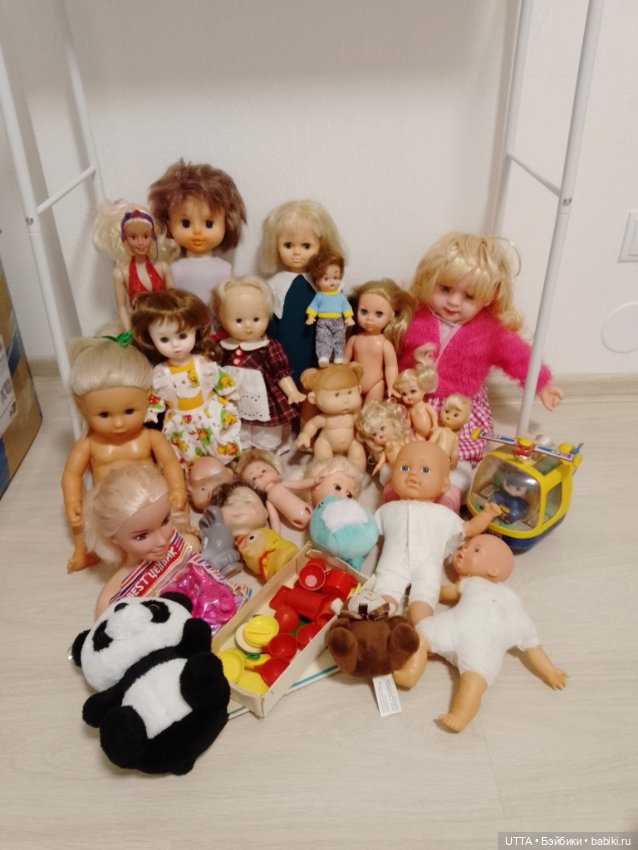 Большой лот кукол и игрушек