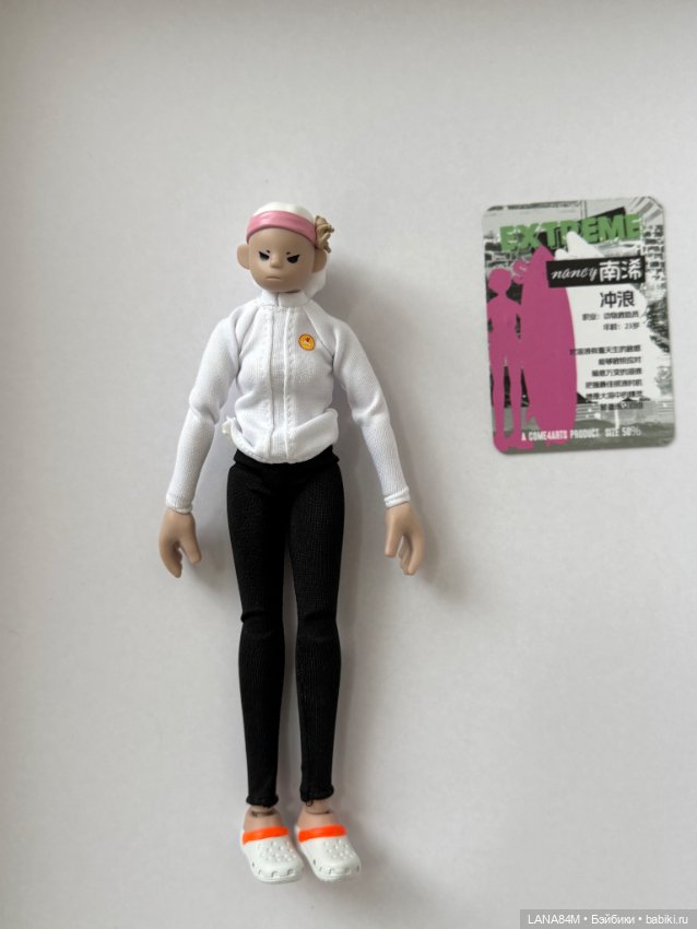 Продам Экшн-фигурку Ненси (фото 5)