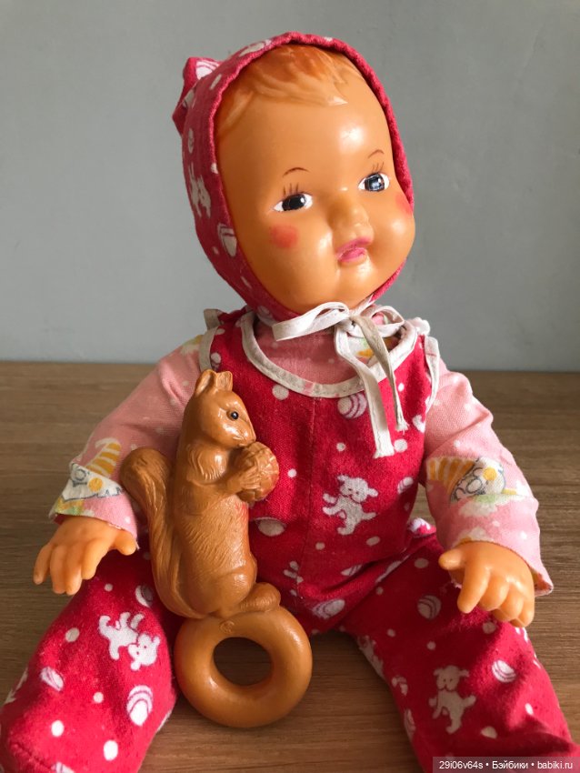 Пупс ползунок Горьковской с игрушкой (фото 2)