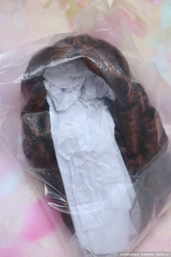 Парик Долорес Руби Ред, 4, Ruby Red