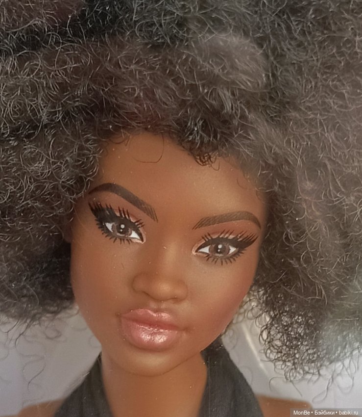 Продам Барби Looks — Коллекционные куклы (фото 2)