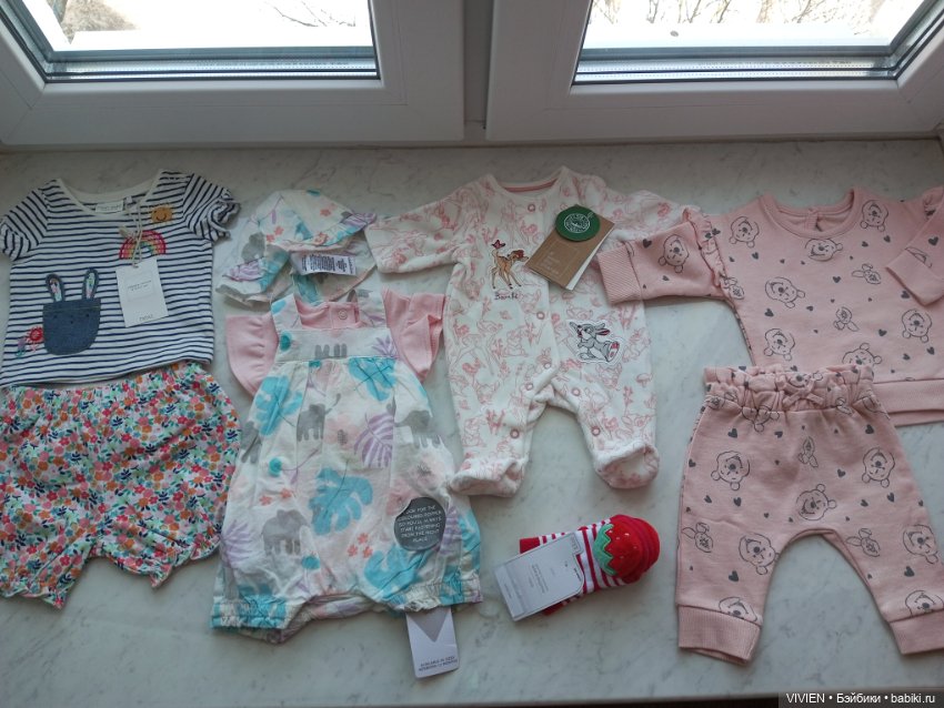 Лот одежды для куклы девочки