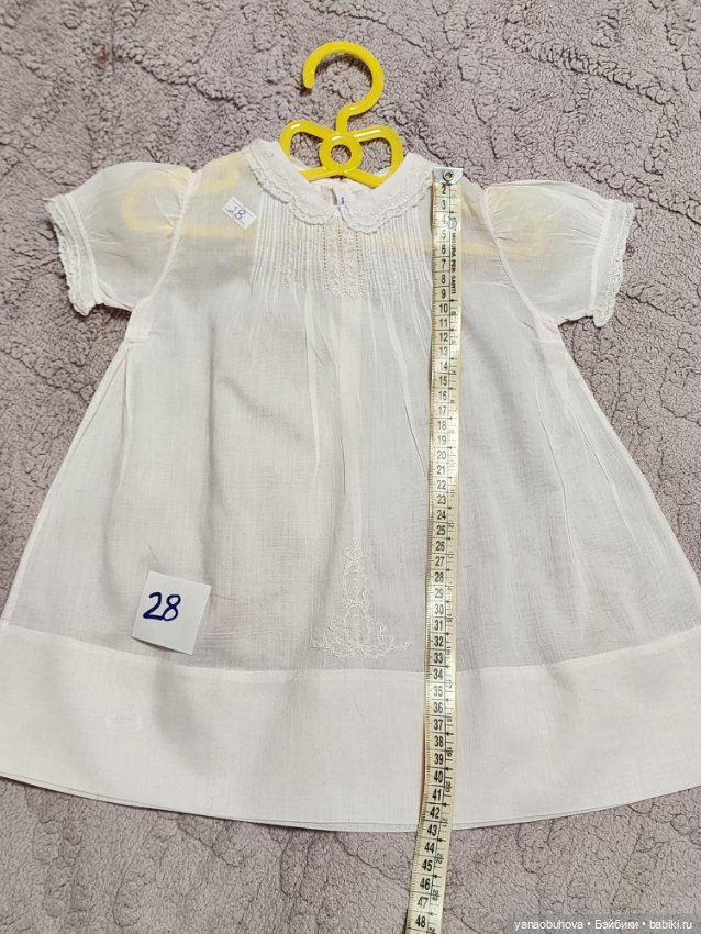 Винтажные платья из тончайшего хлопка с вышивкой для средних и больших кукол (фото 6)