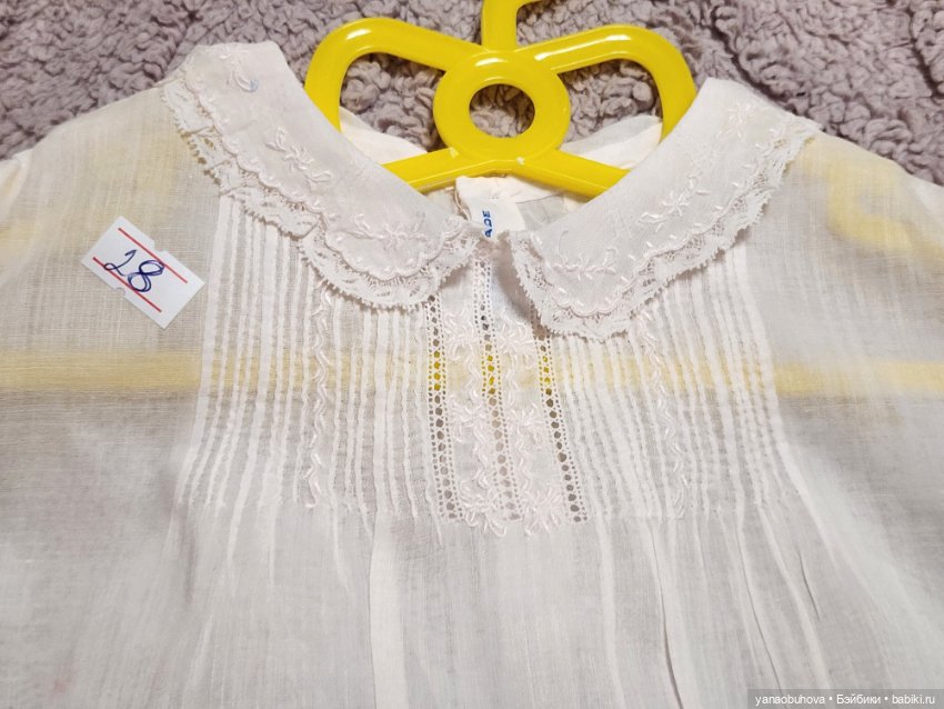 Винтажные платья из тончайшего хлопка с вышивкой для средних и больших кукол (фото 4)