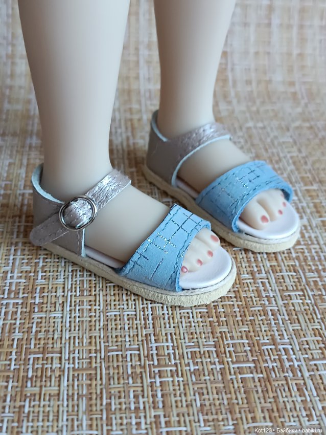 Босоножки для Руби Ред Ruby Red Fashion Friends (фото 5)