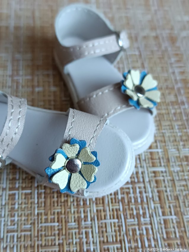 Босоножки для Руби Ред Ruby Red Fashion Friends (фото 8)