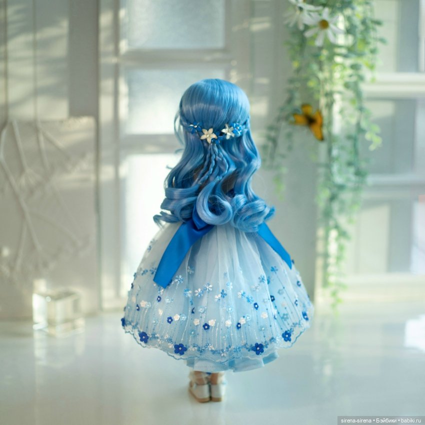 Голубой парик Вероники от Руби Ред, 2, Ruby Red (фото 7)