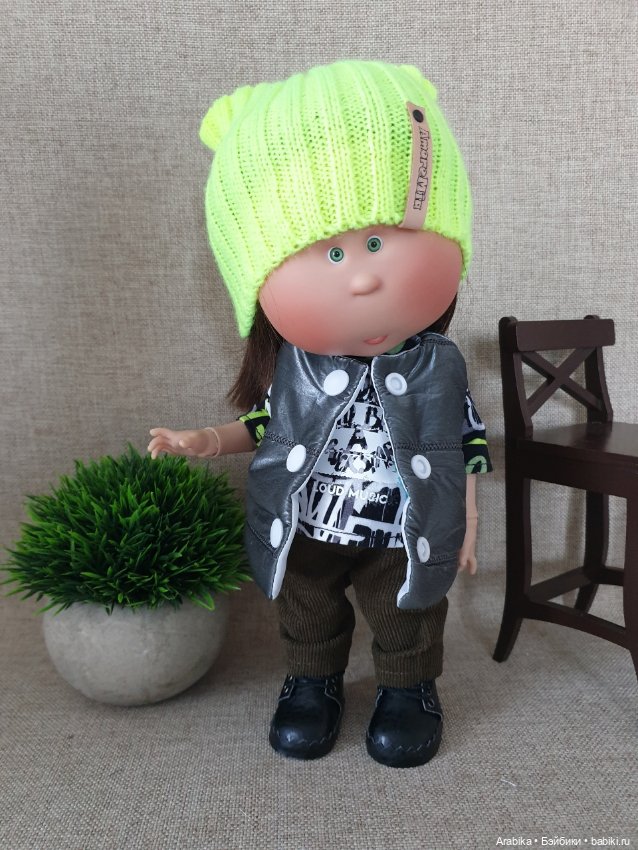 Комплект одежды для полноразмерной испанской куклы Миа