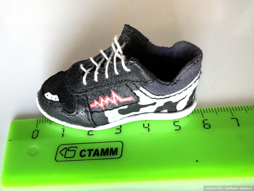 Кроссовки для парней Виктории Оганян и других (фото 3)