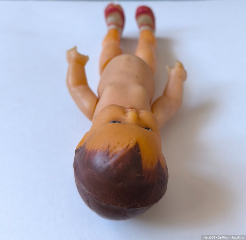 Старенький пупсик ARI 60х годов