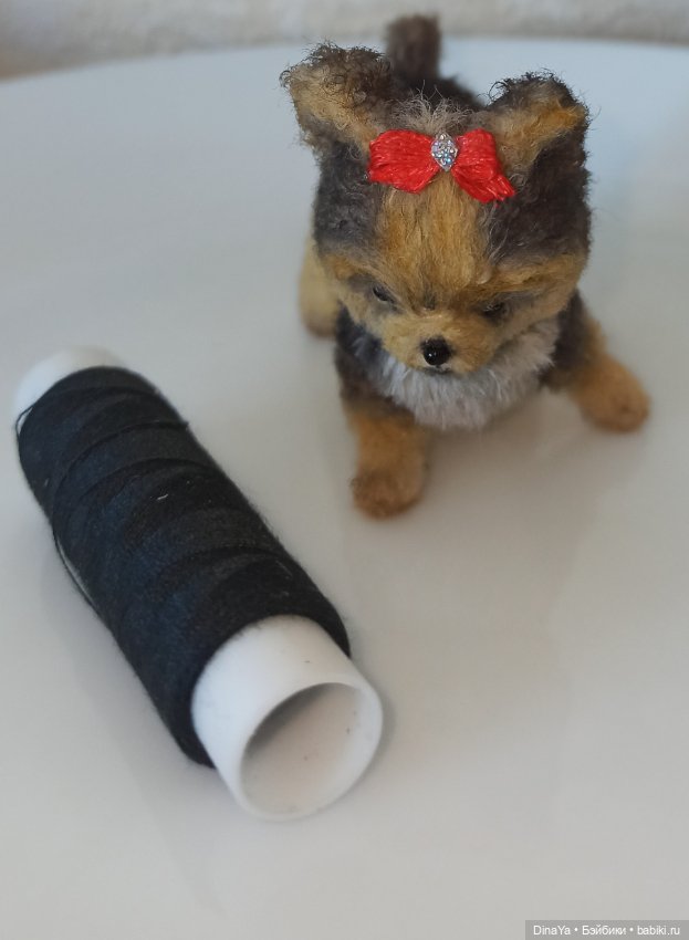 Вязанная микрофигурка Йорк (фото 7)