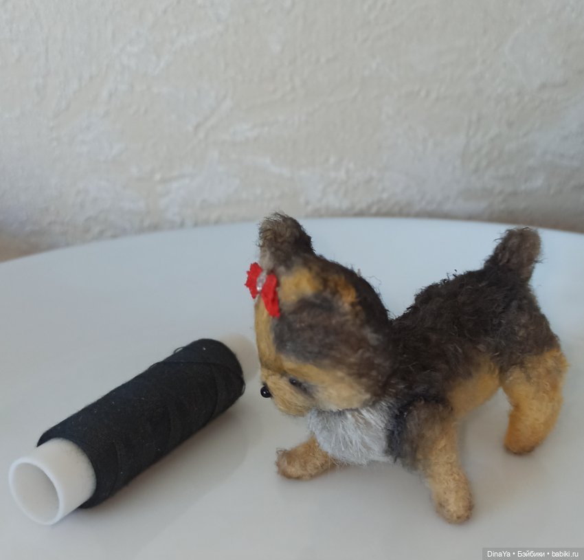 Вязанная микрофигурка Йорк (фото 4)