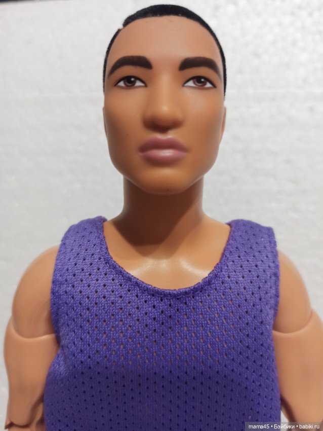Кен азиат Брендон из серии Barbie Looks 17 (фото 6)