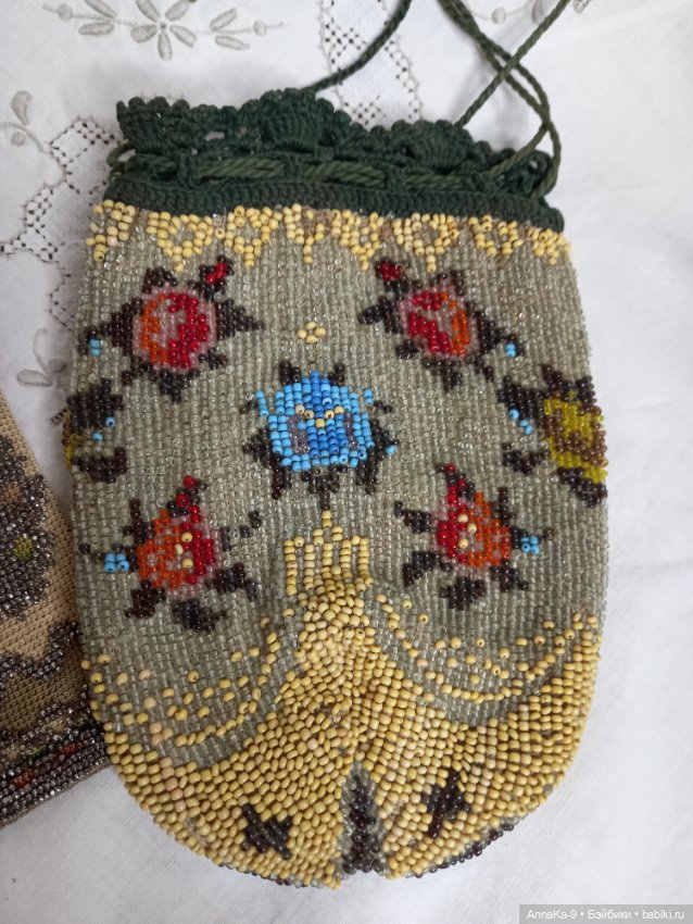 Антикварные сумочки для mignonette и больших куколок (фото 3)