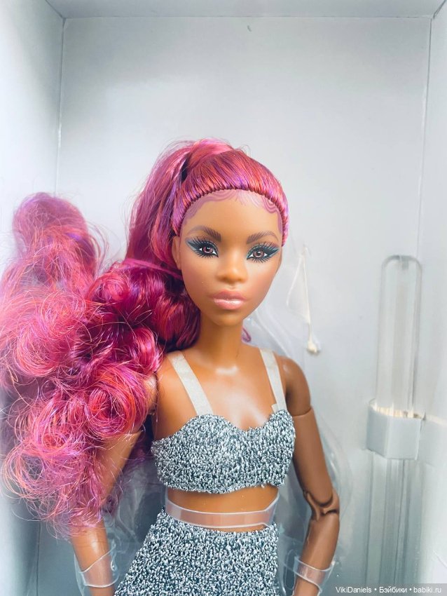 Barbie looks Тамика — Игровые куклы (фото 2)