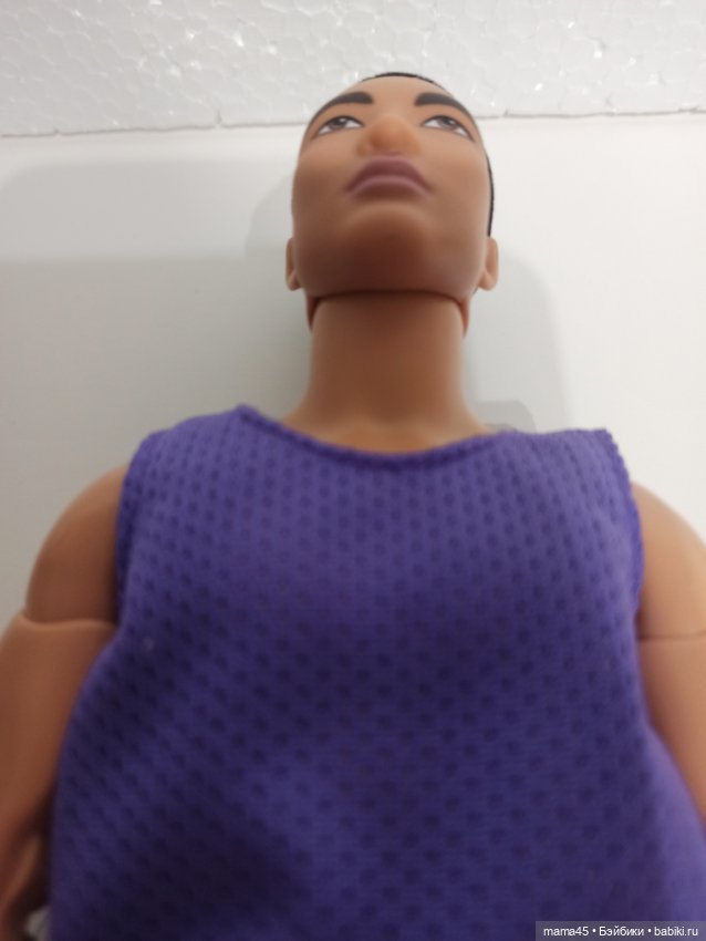 Кен азиат Брендон из серии Barbie Looks 17 (фото 2)
