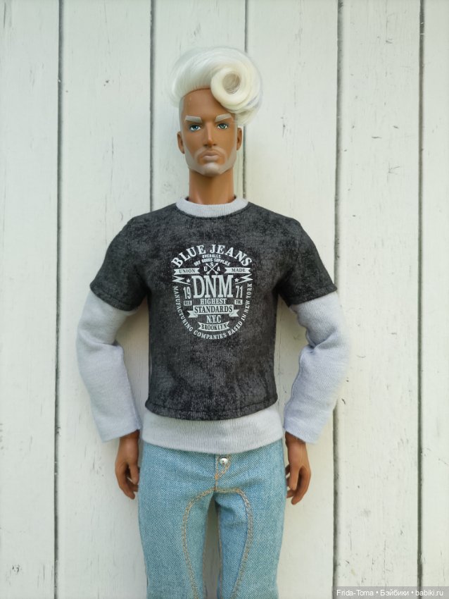 Одежда для Адониса лонгслив Wordbox экшена (фото 3)