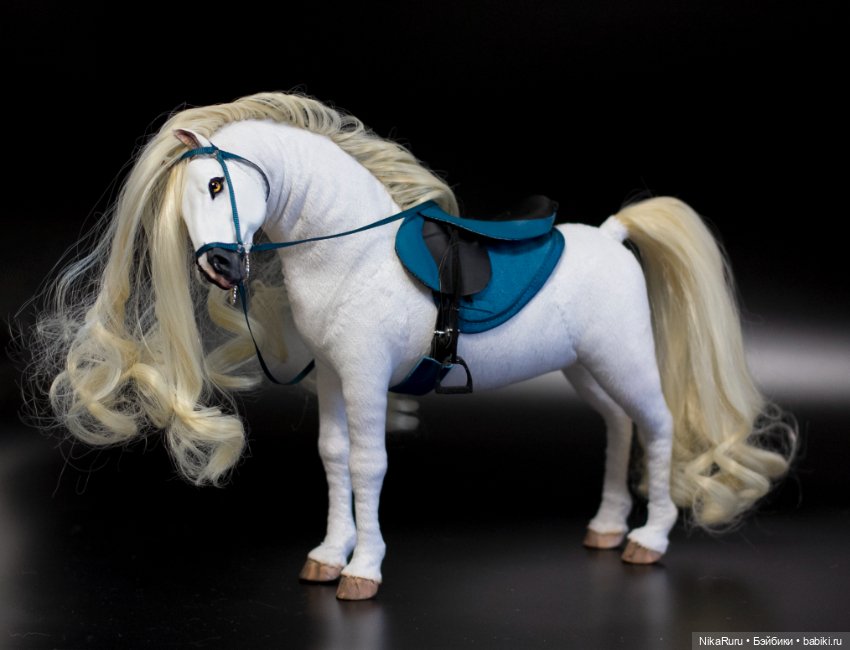 Лошадь для Барби, подвижная в смешанной технике, конь формат 1/6 (фото 10)