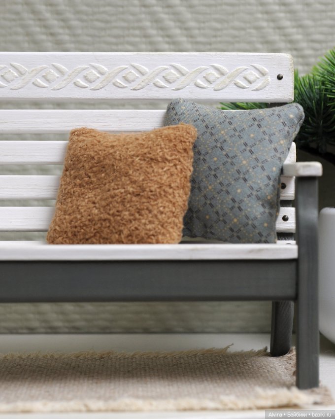 Деревянная скамеечка — Кукольная мебель (фото 6)