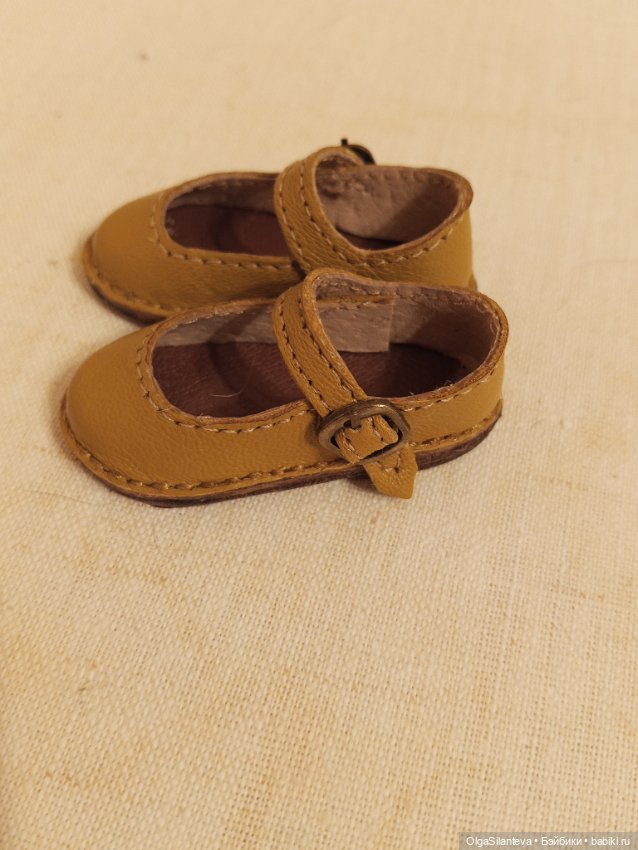 Обувь для руби ред 37 см — Обувь для кукол (фото 4)