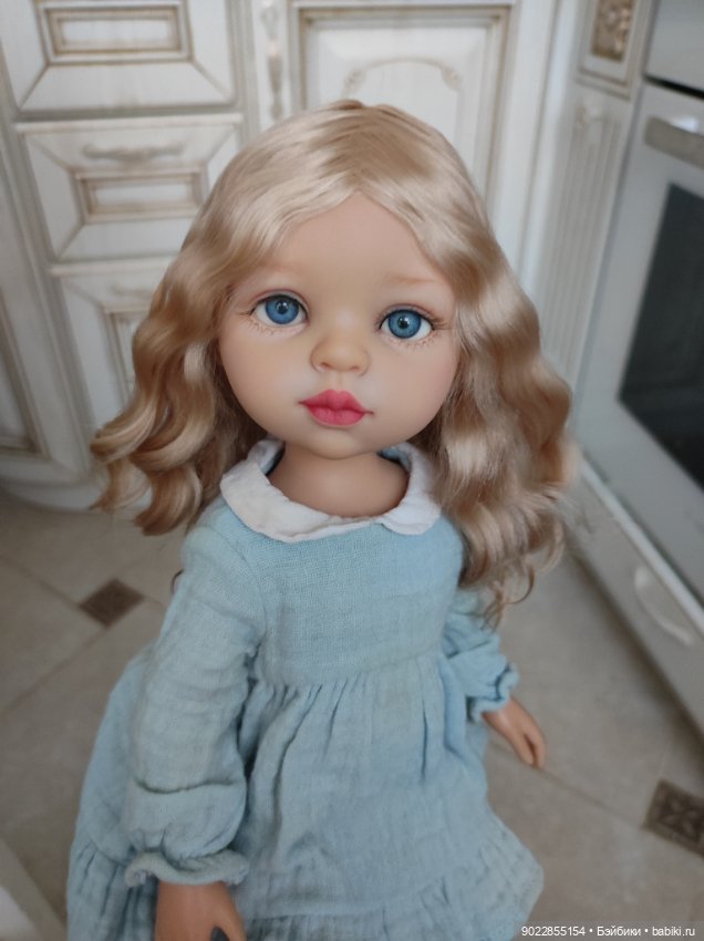 Продам очень красивый паричок из локонов козочки размер 8-9 (фото 2)