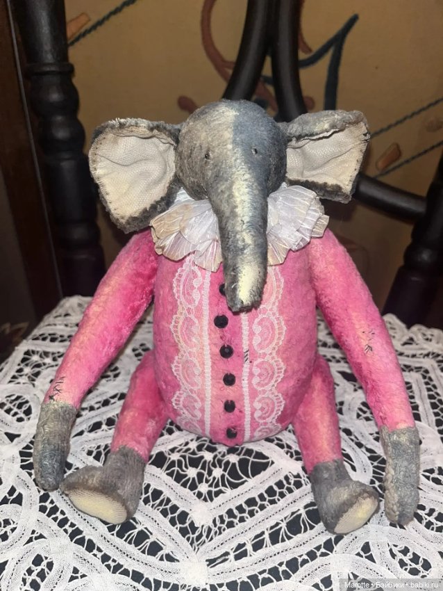 Слон " Флёра", который мечтает стать бабочкой)