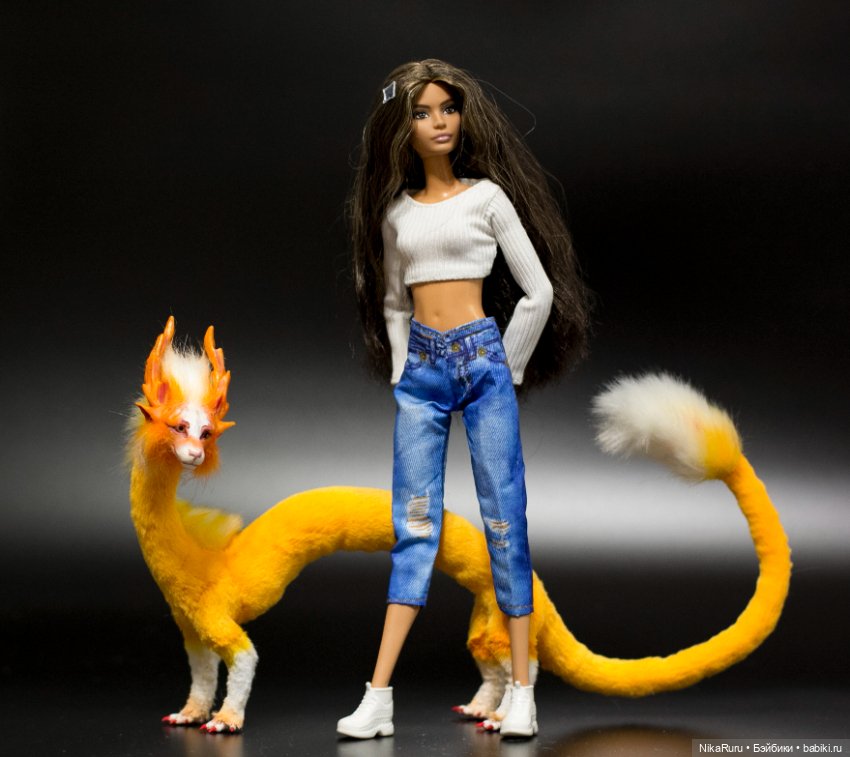 Дракон для Барби в смешанной технике, подвижный