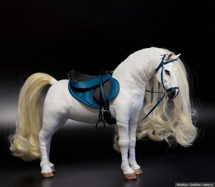 Лошадь для Барби, подвижная в смешанной технике, конь формат 1/6 (фото 7)