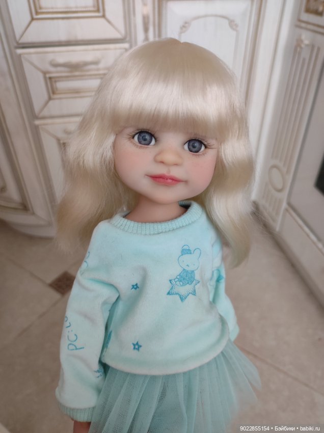 Продам очень красивый паричок из локонов козочки размер 8-9 (фото 3)