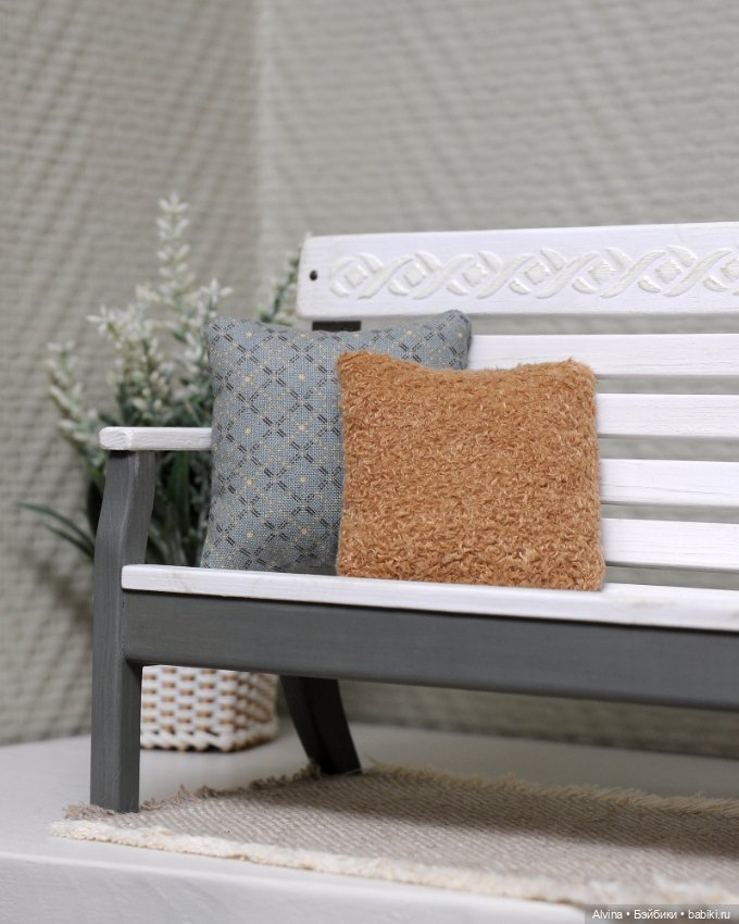 Деревянная скамеечка — Кукольная мебель (фото 4)